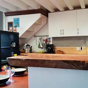 https://maison-de-campagne-proche-lourmarin.fr-provencehotel.com