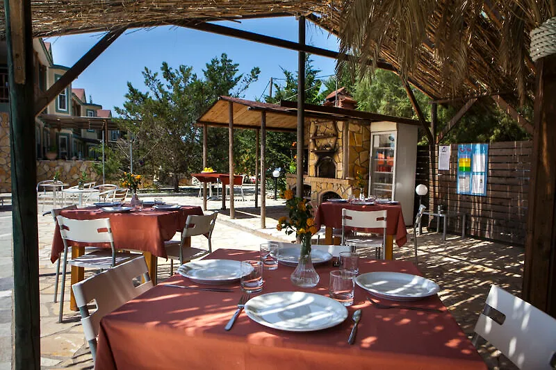 Zest @ XI Beach Lixouri 0*,  Grèce